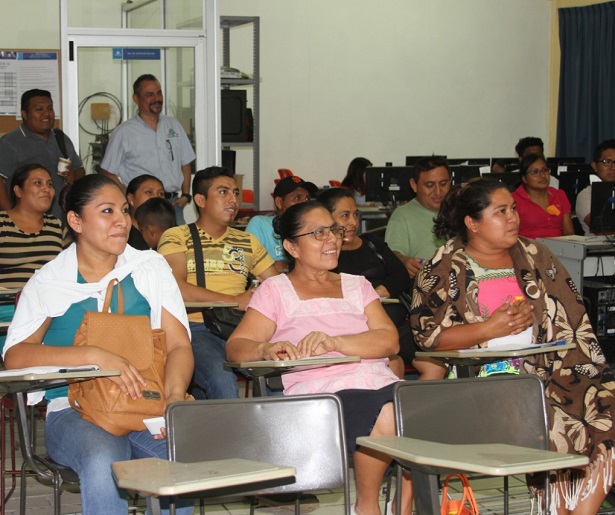 Imparten taller a productores de Felipe Carrillo Puerto