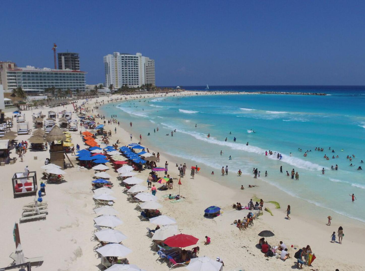 Preocupa a Quintana Roo eliminar ‘puentes’; recibe 700 mil turistas en esas fechas