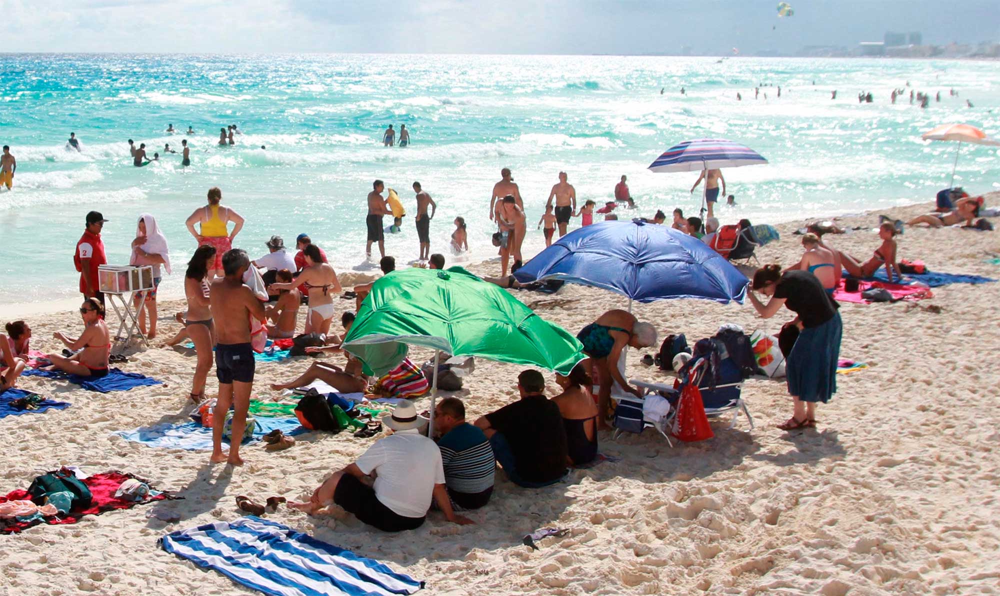 Hoteleros de Quintana Roo se oponen a eliminar ‘puentes’ vacacionales