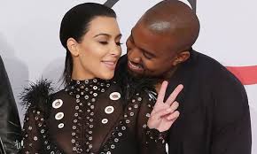https://www.palcoquintanarroense.com.mx/noticias-de-hoy/su-ultimo-recurso-buscan-kim-kardashian-y-kanye-west-salvar-su-matrimonio/