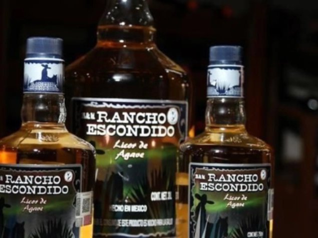 Pareja ingiere tequila adulterado en Puebla y muere