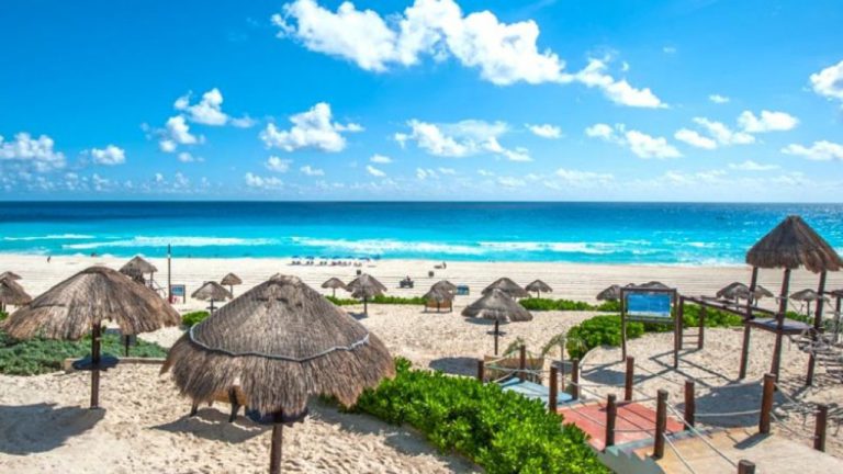 A partir del lunes todas las playas públicas de Cancún abrirán