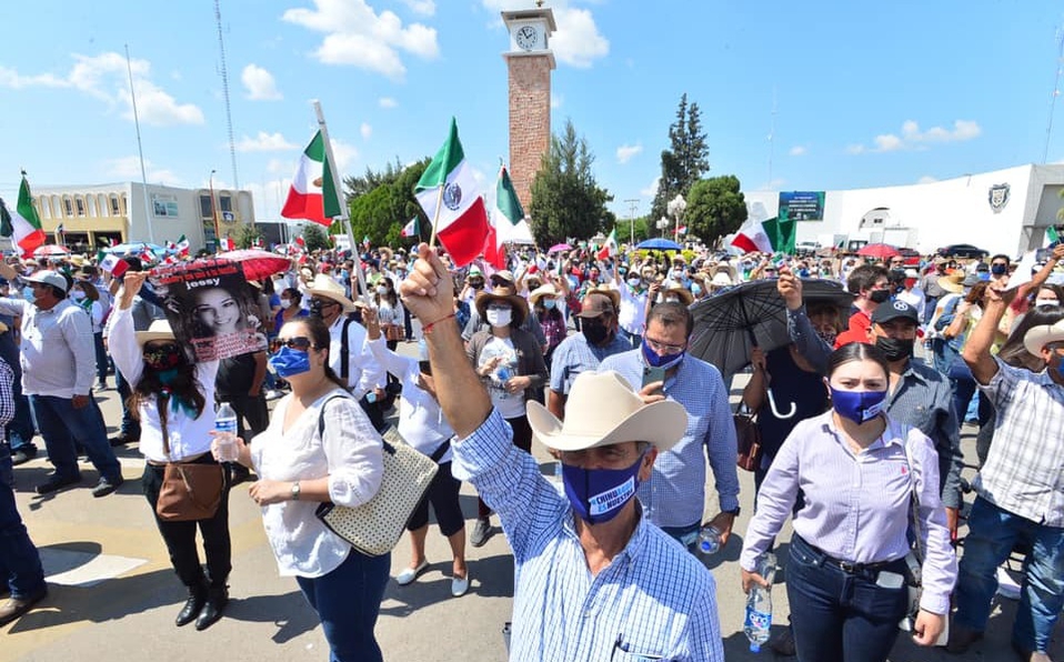 Campesinos se manifestaron en Chihuahua.