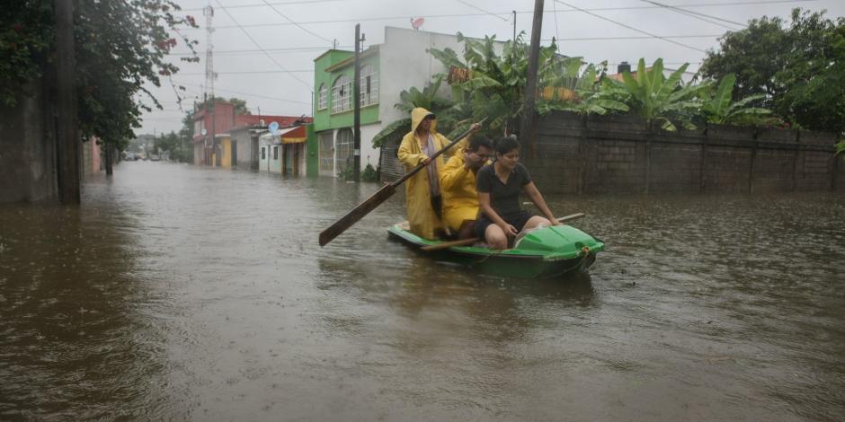 Inundaciones en Tabasco dejan un muerto y afectan 10 mil viviendas