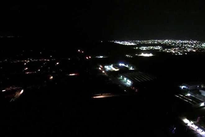 Cancún se queda a oscuras; registran fallas de energía eléctrica en varias zonas de la ciudad