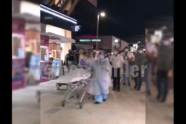 VIDEO: Con “paciente en camilla” llaman a turistas a hacer uso de hábitos de prevención de Covid