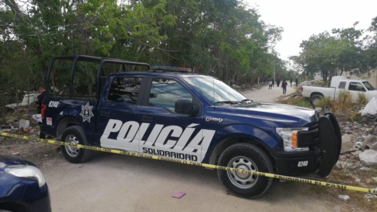 Encuentran cadáver decapitado y embolsado en colonia Bellavista, Playa del Carmen