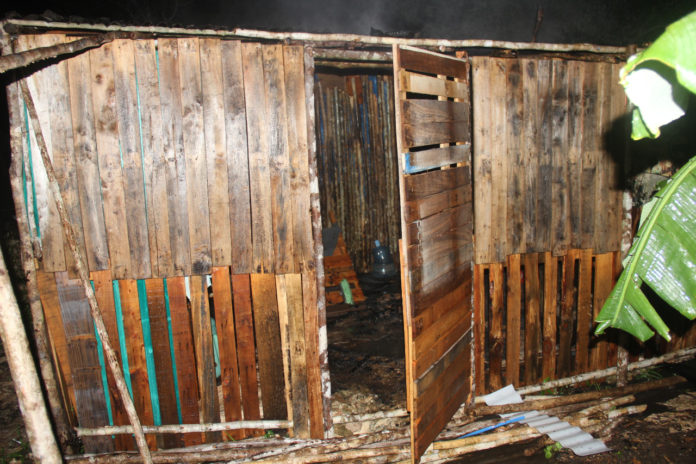 Incendio1 https://noticaribe.com.mx/2021/07/25/se-incendia-casa-en-felipe-carrillo-puerto-sospechan-que-fue-intencional/