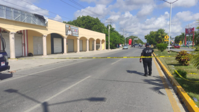 Hombres armados disparan en varias ocasiones en contra de un local en Playa del Carmen