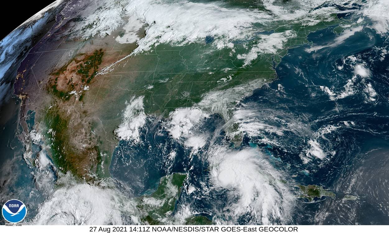 https://www.yucatan.com.mx/internacional/america/tormenta-ida-con-vientos-de-95-km-h-avanza-hacia-cuba
