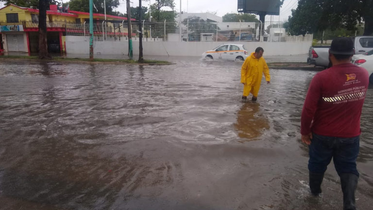 Protección Civil registra 38 puntos inundados en Chetumal