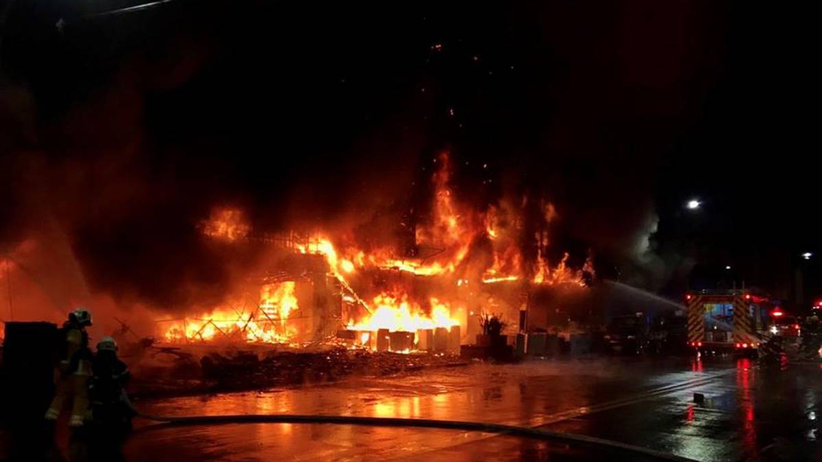https://www.sdpnoticias.com/internacional/incendio-en-edificio-en-taiwan-deja-46-muertos/