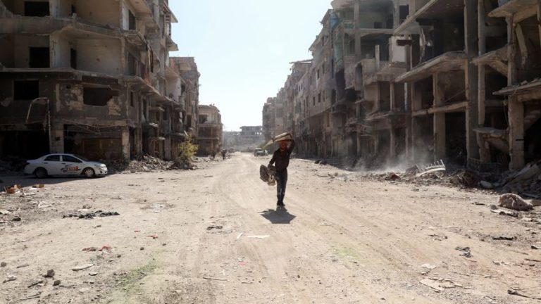 El conflicto sirio dejó 3.882 muertos en 2021, un récord a la baja, según ONG