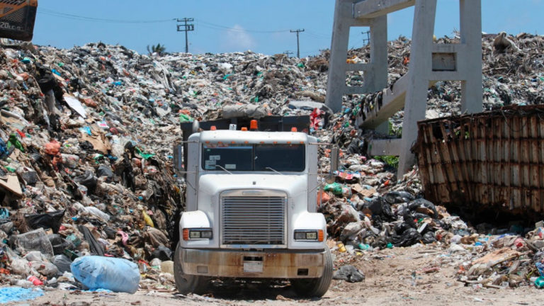 Ante la falta de opciones Puerto Morelos seguirá depositando sus desechos en Isla Mujeres
