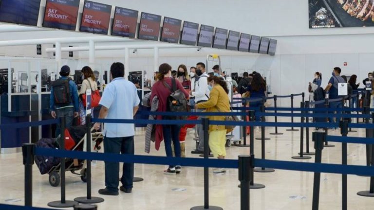 Este jueves el Aeropuerto de Cancún programa 488 operaciones