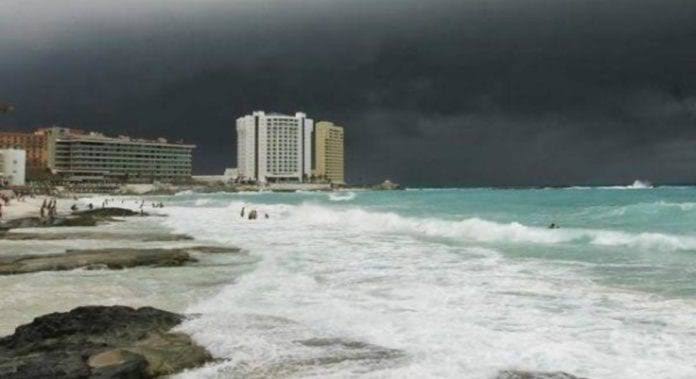 Frente frío 22 podría traer fuertes lluvias para Cancún el día de hoy