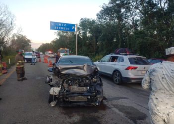 Accidente-en-la-carretera-Cancún-Mérida-deja-dos-heridos