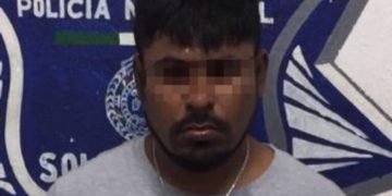 Detienen-a-hombre-en-el-fraccionamiento-Villas-del-Sol-en-posesión-de-presunta-cocaína-y-cristal-