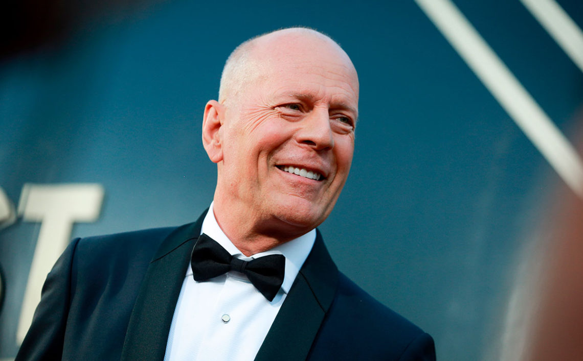 https://mx.hola.com/actualidad/20220330207229/bruce-willis-retira-actuacion/