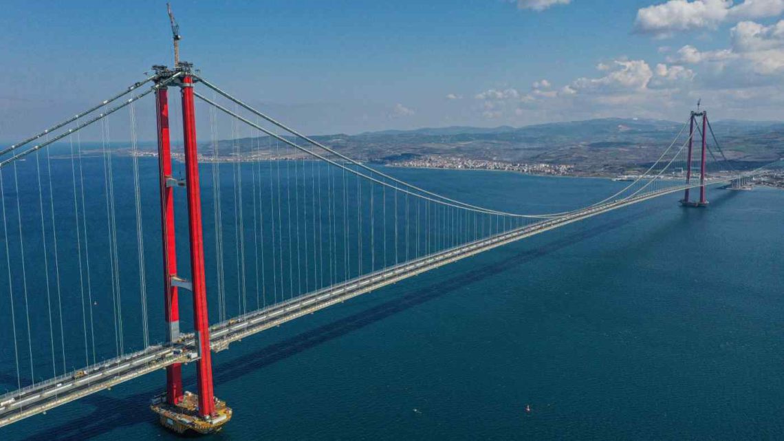 https://www.prensa-latina.cu/2022/03/18/turquia-inaugura-el-mayor-puente-colgante-del-mundo
