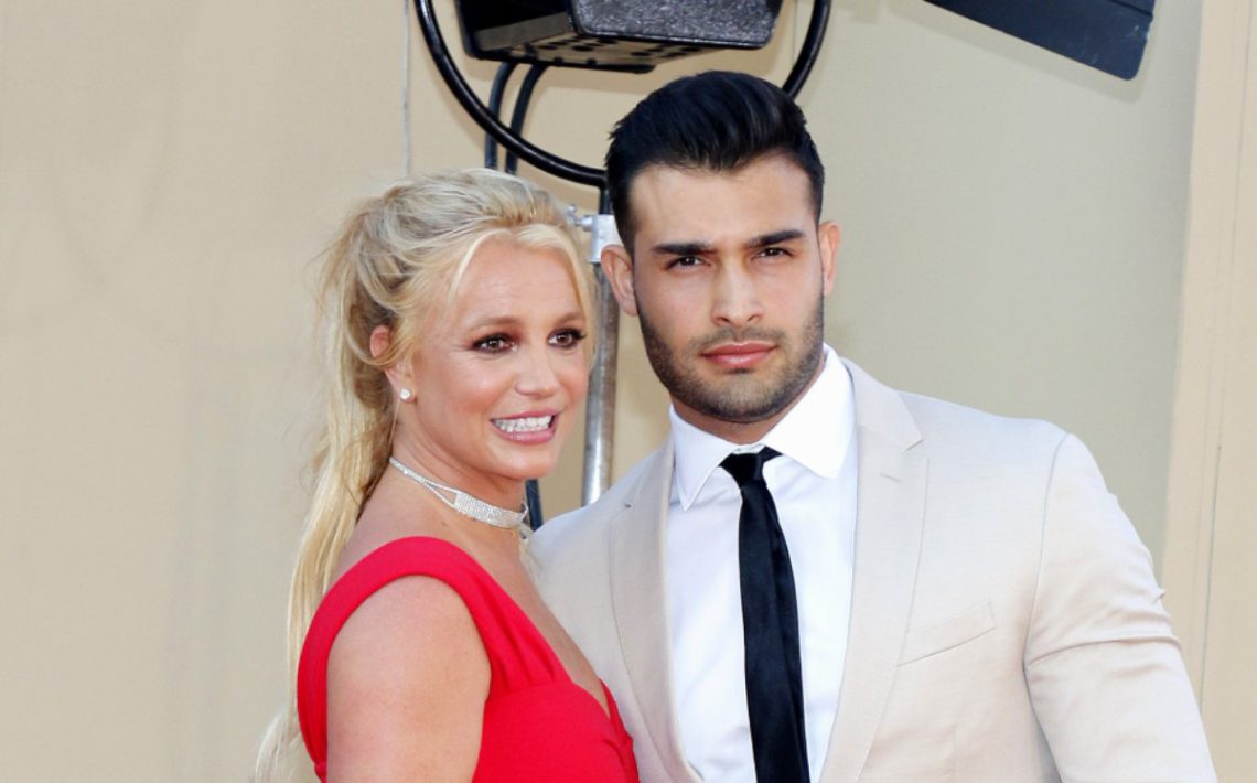 https://www.milenio.com/espectaculos/famosos/britney-spears-se-casara-hoy-con-sam-asghari-en-boda-intima