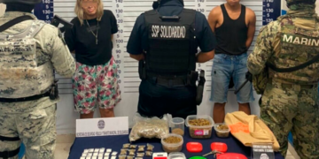 Detienen a dos personas con varias dosis de droga en Playa del Carmen