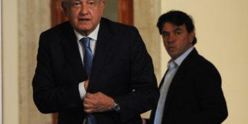 CIUDAD DE MÉXICO, 28JULIO2022.- Andrés Manuel López Obrador, presidente de México, encabezó este jueves la conferencia mañanera en Palacio Nacional, el mandatario mexicano estuvo acompañado por el subsecretario de Seguridad, Ricardo Mejía. FOTO: DANIEL AUGUSTO /CUARTOSCURO.COM