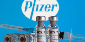 pfizer-inicia-ensayo-de-la-vacuna-anticovid-para-subvariante-omicron