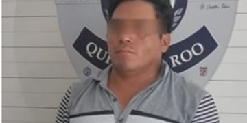 Aseguran a un hombre con varias bolsitas de marihuana en Cancún