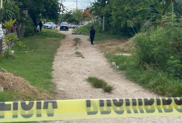 Encuentran dos ejecutados con el tiro de gracia en la SM 245 de Cancún