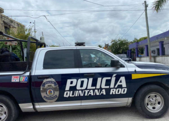 Aseguran a dos presuntos narcomenudistas en la SM 523 de Cancún