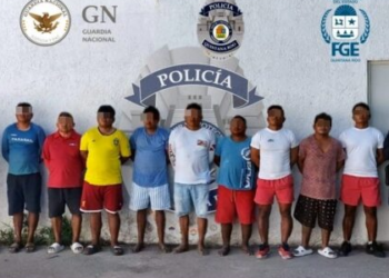 Detienen a nueve presuntos narcomenudistas en Isla Mujeres
