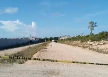Encuentran un cuerpo descuartizado en un área verde detrás del fraccionamiento Rincón del Prado de Cancún