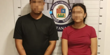 Detienen a una pareja con varias dosis de droga y arma en la Región 237 de Cancún