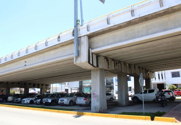 Urge dar mantenimiento al puente vehicular de Playa del Carmen: Colegio de Ingenieros y Arquitectos de la Riviera Maya