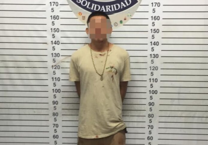 Detienen a menor de edad por asaltar a una persona con un arma blanca en Playa del Carmen