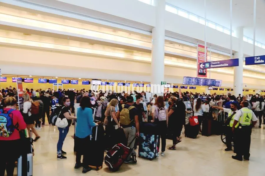 Aeropuerto de Cancún inicia la semana con 554 operaciones