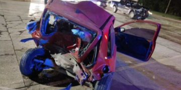 Fuerte accidente automovilístico en el bulevar Playa del Carmen deja como saldo a una persona fallecida