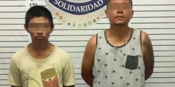 Detienen a dos sujetos con varias dosis de droga en Villas del Sol de Playa del Carmen