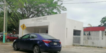 Suspenden clases en la Secundaria Técnica número 15 de Chetumal  por falta de mantenimiento