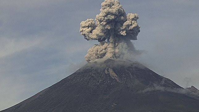 volcan-popocatepetl-registra-dos-explosiones-este-martes