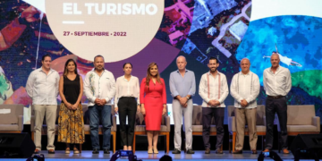 Encabeza la gobernadora Mara Lezama los trabajos del foro “Repensar el Turismo”