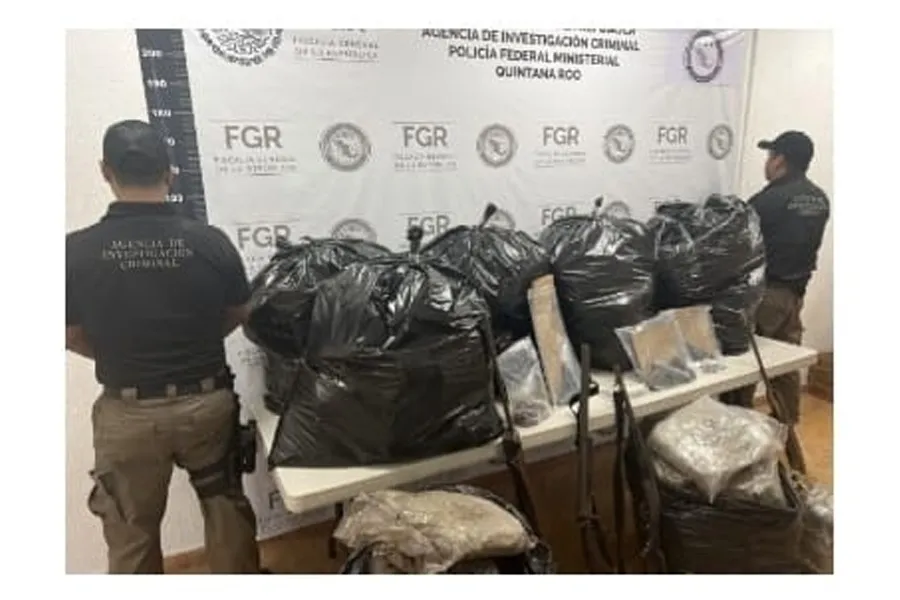 Detienen a 5 personas con más de 100 kilos de droga y armas en cateo a un rancho en Puerto Aventuras