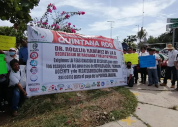 Cecytes de Quintana Roo se declaran en paro de labores