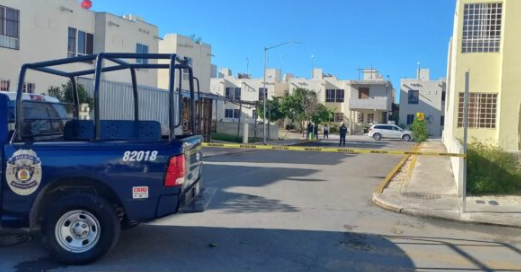 Sicarios intentan ejecutar a un hombre en Villas del Sol de Playa del Carmen