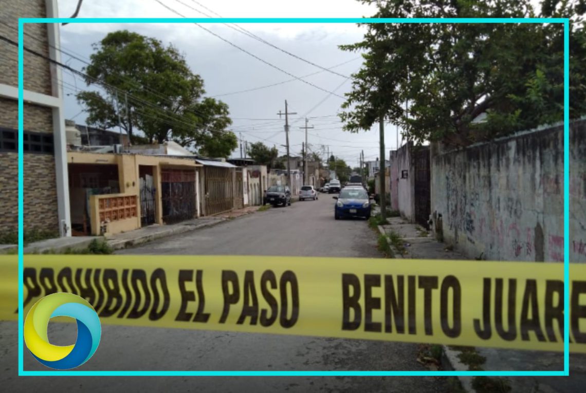 FGE investiga las causas de la muerte del cuerpo de la mujer encontrada en estado de descomposición en una cuartería de Cancún