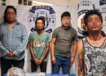 En dos operativos detienen a cuatro sujetos en posesión de varias dosis de droga y un vehículo robado en Cancún