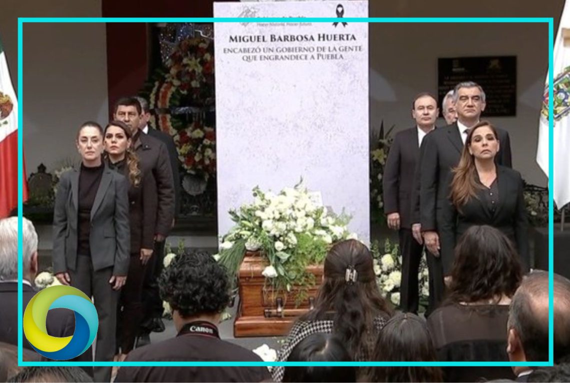 Mara Lezama realizó guardia de honor durante el funeral del Gobernador de Puebla Miguel Barbosa