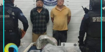 Detienen a dos hombres en posesión de varios paquetes de marihuana en Playa del Carmen