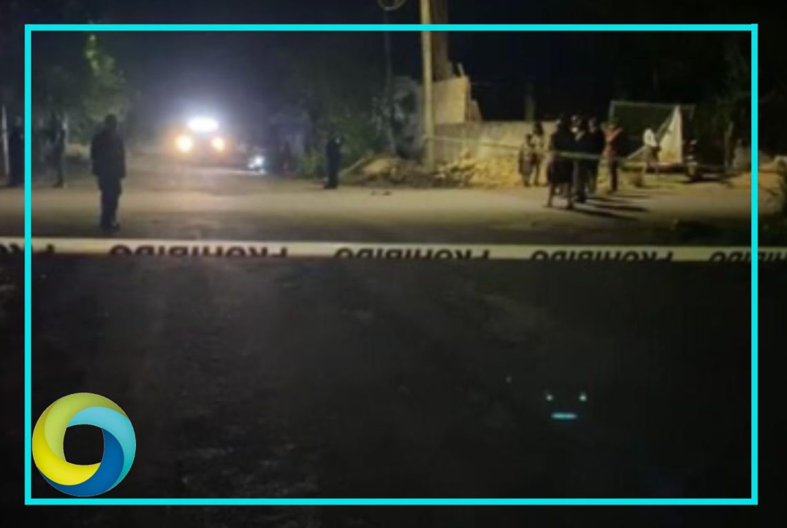 Autobús turístico arrolla una motocicleta en Felipe Carrillo Puerto; hay un muerto y un herido